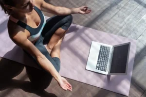 Cuánto tiempo se recomienda hacer pilates en casa