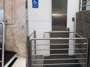 ascensores adaptados para personas con poca accesibilidad 
