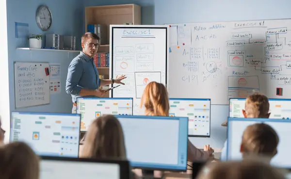 Impacto de la inteligencia artificial en la educación ventajas, desafíos y riesgos